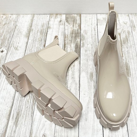 New Beige Patent Chelsea Platform Rain Boots Ankle Booties - Picture 4 of 4